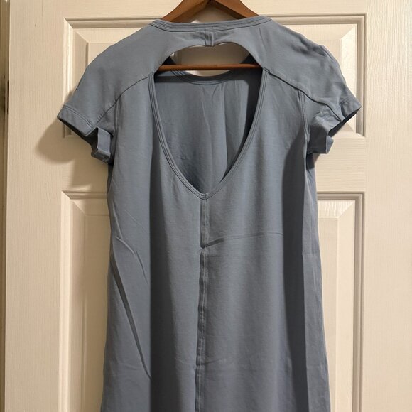 Lululemon Day Tripper Dress Size 2 Chambray Blue - Picture 1 of 2
